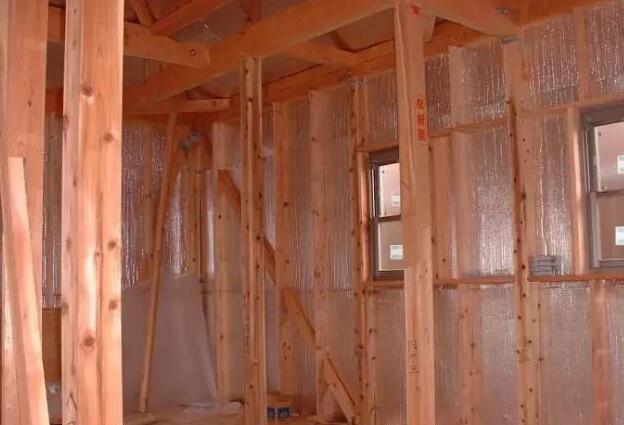 鋁箔材料在外墻保溫系統(tǒng)中的應(yīng)用