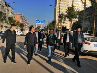 太原市住建局副局長調(diào)研既有建筑外墻保溫節(jié)能工程及安全生產(chǎn)工作